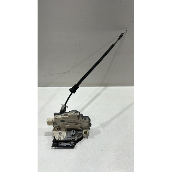 Fechadura Dianteira Esquerda Vw Passat B6 2010 2013 Usado