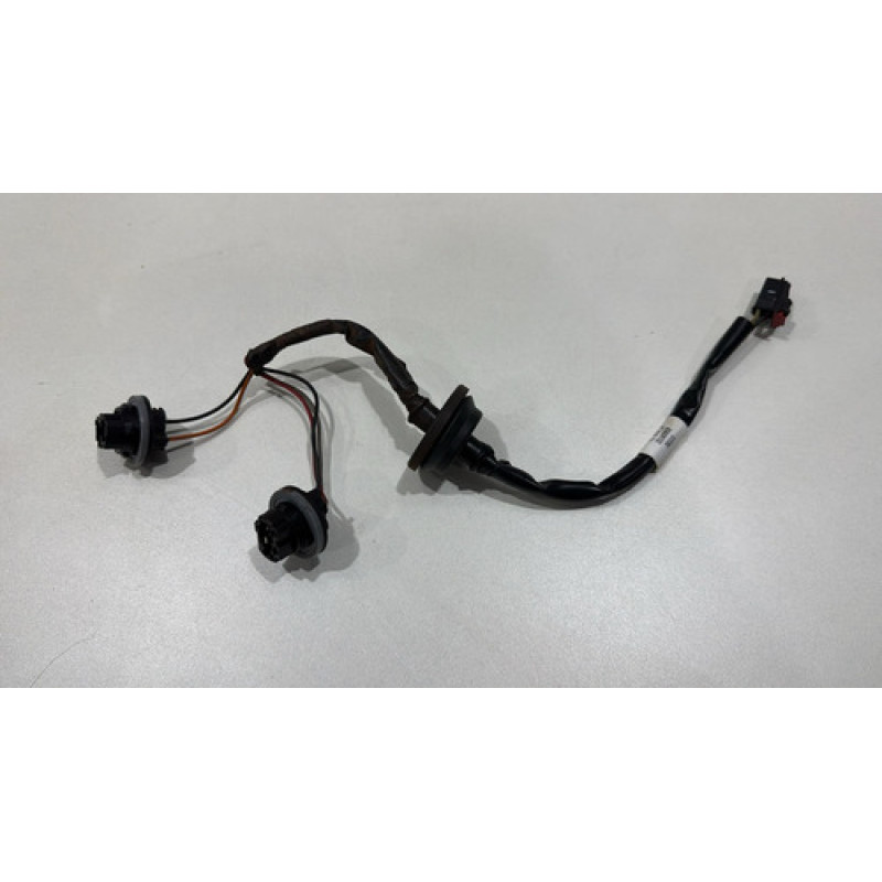 Chicote Lanterna Canto Gm Cruze Sedan 2017 Á 2021 Original Chicote Lanterna Canto Gm Cruze Sedan 2017 Á 2021 Original