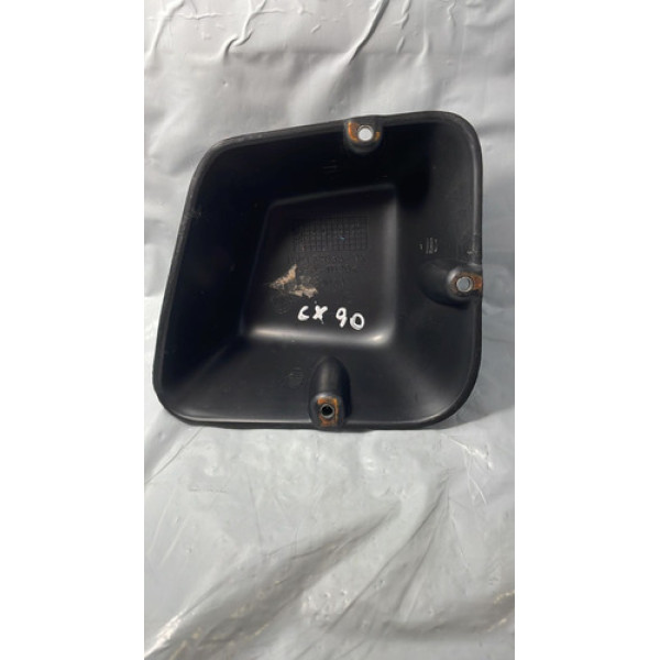 Moldura Direita Lanterna Tampa Porta Malas Siena 08 Á 2012 