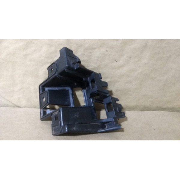 Guia Parachoque Traserio Direito Jetta 2011/2014 5c6807394a