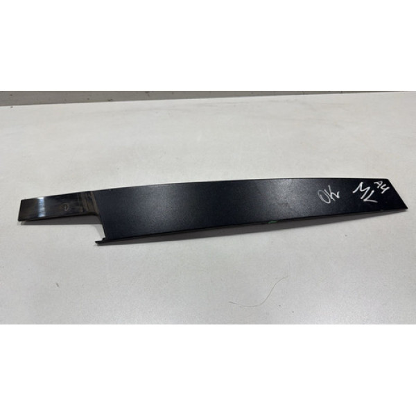 Moldura Diant Esquerda Coluna Porta Audi A4 08/14 8k0837901