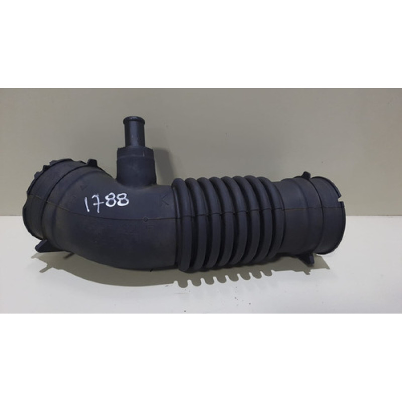 Mangueira Do Filtro De Ar Corolla 2.0 09/16 - 1788110t100 Mangueira Do Filtro De Ar Corolla 2.0 09/16 - 1788110t100