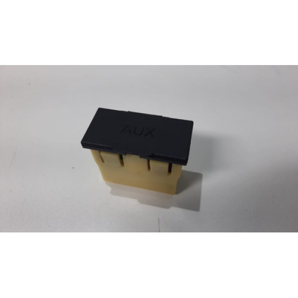 Conector Entrada Aux Console Mitsubishi Asx 2011 Á 2016