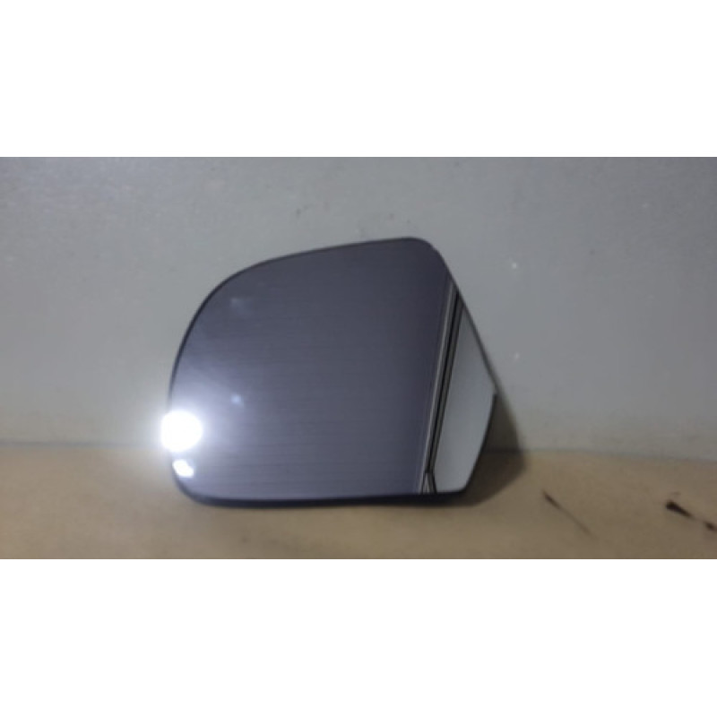 Lente C/ Base Retrovisor March 11 À 19 Versa 11 À 14 Esquerd Lente C/ Base Retrovisor March 11 À 19 Versa 11 À 14 Esquerd