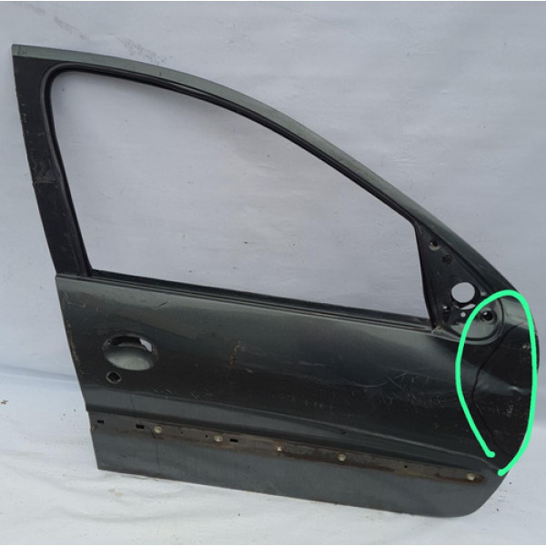 Porta Dianteira Peugeot 206 207 Direito 4 Portas Detalhe