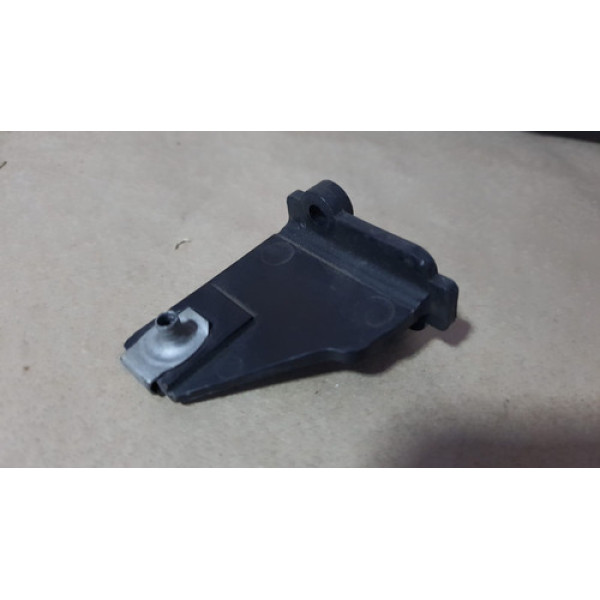 Guia Pé Farol Inferior Direito Chevrolet Cruze 2012/2016