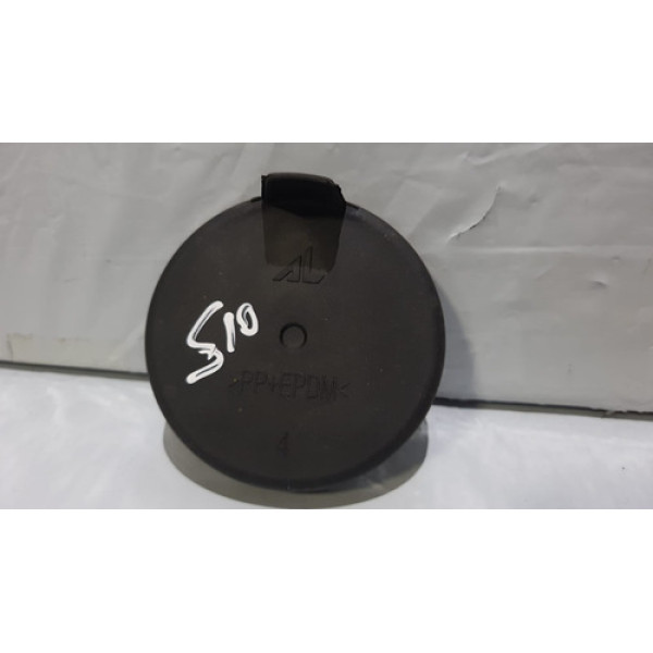 Tampa Borracha Farol S10 2017 2018 2019