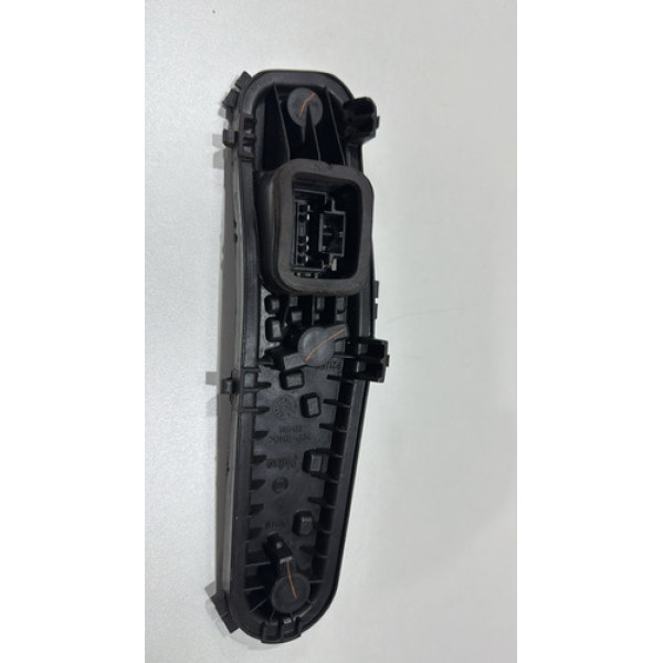 Circuito Lanterna Direita Uno Vivace 2010 A 2014 Original