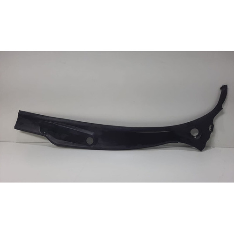 Churrasqueira Para Brisa Lado Esquerdo Peugeot 206 207. Churrasqueira Para Brisa Lado Esquerdo Peugeot 206 207.