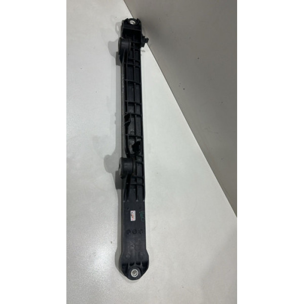 Suporte Esquerdo Radiador Toyota Hilux 2.7 Flex 2016 Á 2020