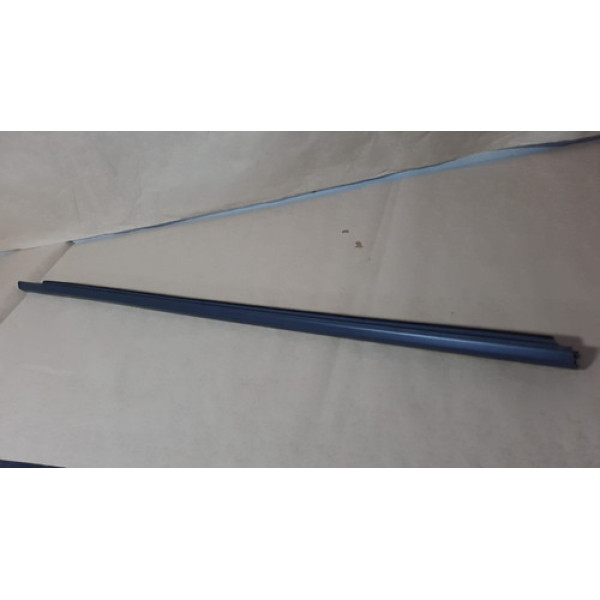 Pestana Dianteira Direita Gm Tracker 2021 2022