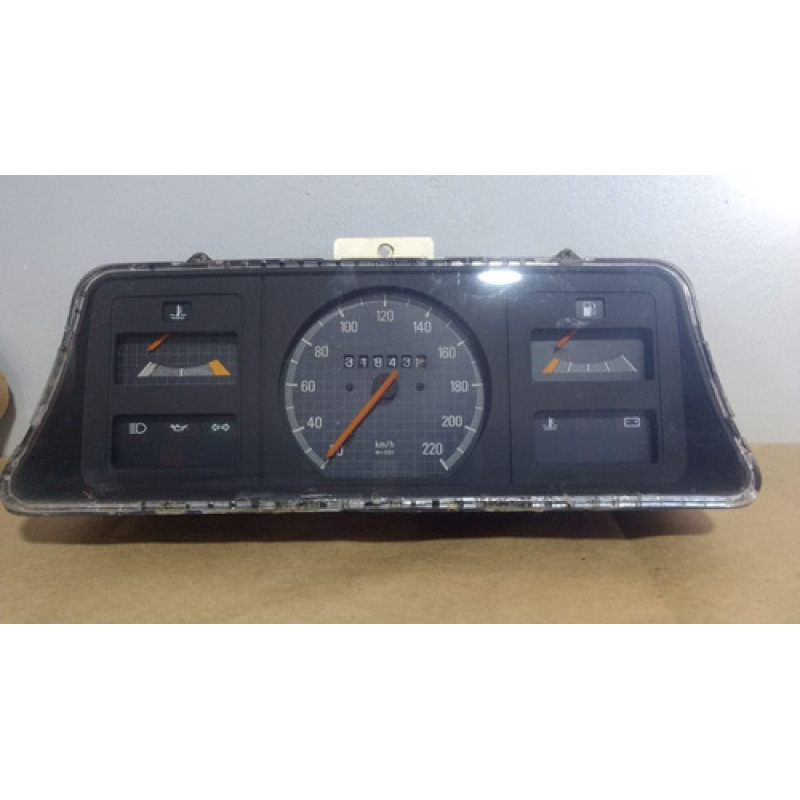 Painel Instrumentos Monza Kadett 220km 880470015 Painel Instrumentos Monza Kadett 220km 880470015