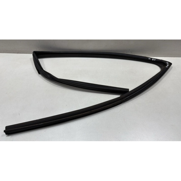 Borracha Canaleta Porta Dianteira Esquerda Sandero 2015 A 20