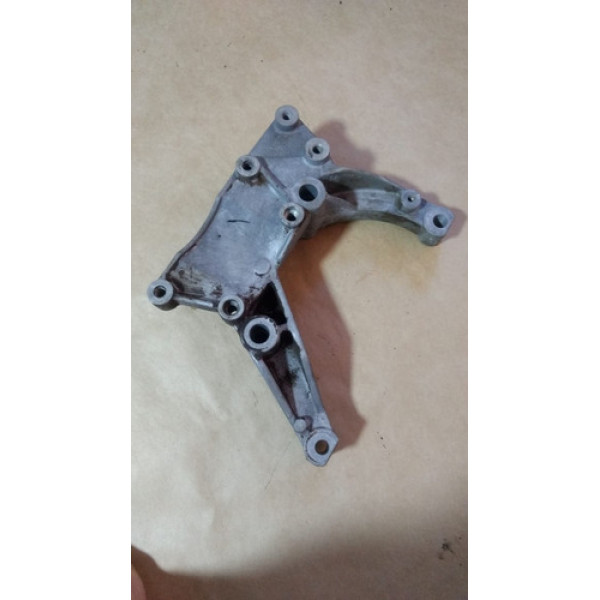 Suporte Bomba Dir Hidráulica Focus 1.8 2.0 16v 97bb3k738ca