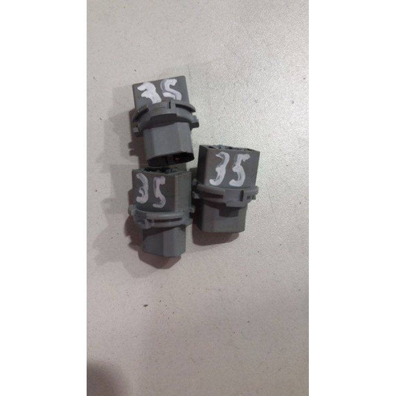 Jogo Kit Soquete Lanterna Traseira Canto Civic 12 Á 16 Orig. Jogo Kit Soquete Lanterna Traseira Canto Civic 12 Á 16 Orig.