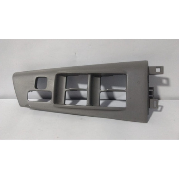 Moldura Do Botão Do Vidro Elétrico L/e Corolla 2003/2008