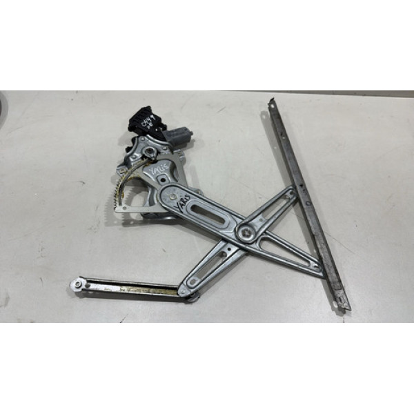 Máquina Vidro Elétrico Dianteiro Esquerdo Yaris 2023 Usado