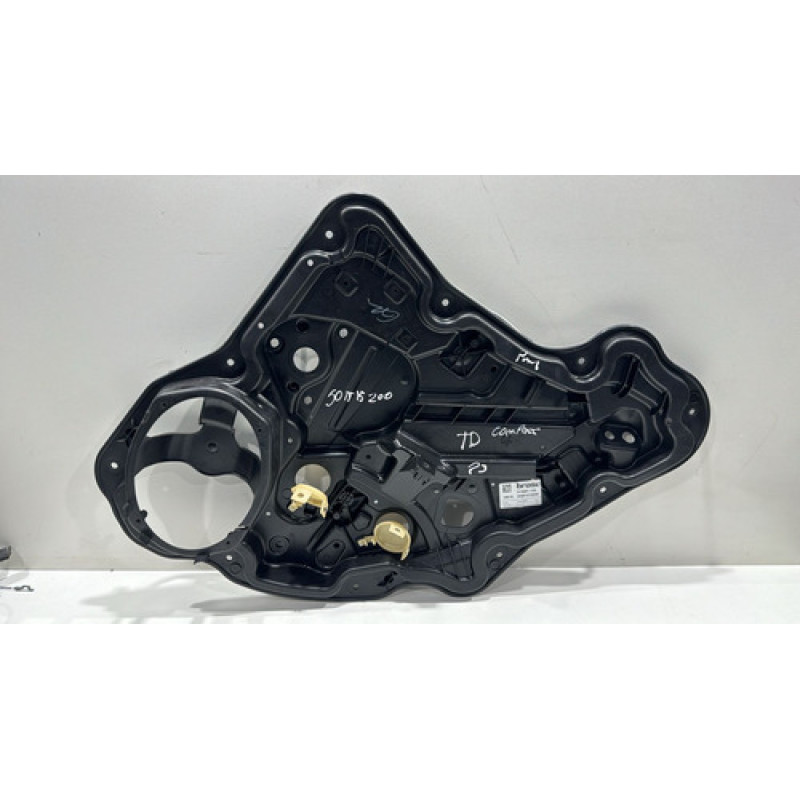 Forro Interno Máquina Traseiro Direito Jeep Compass 2022/23 Forro Interno Máquina Traseiro Direito Jeep Compass 2022/23