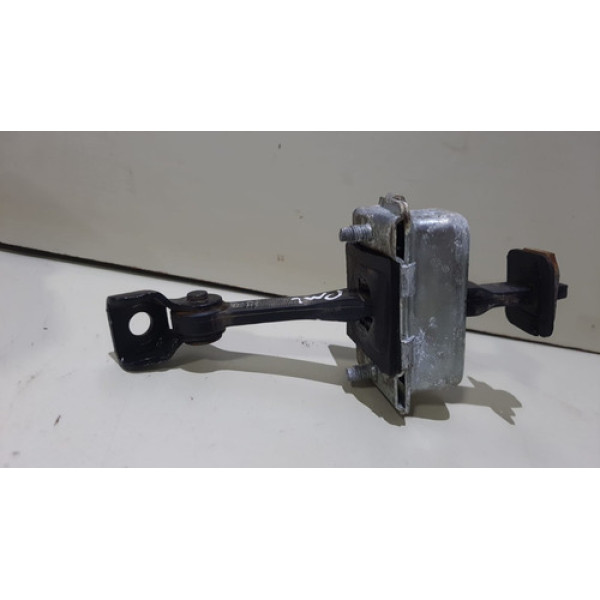 Limitador Porta Dianteira Esquerda Gm Omega 2008/2011