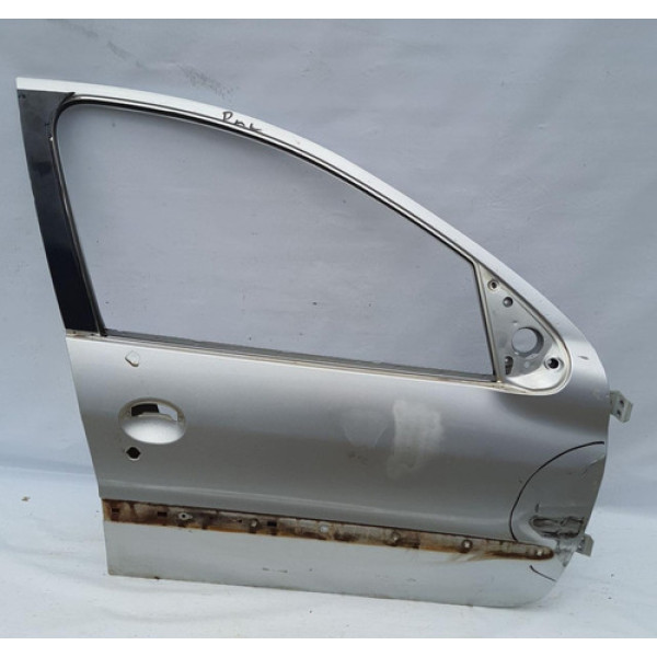 Porta Dianteira Peugeot 206 207 Direito 4 Portas Detalhe.