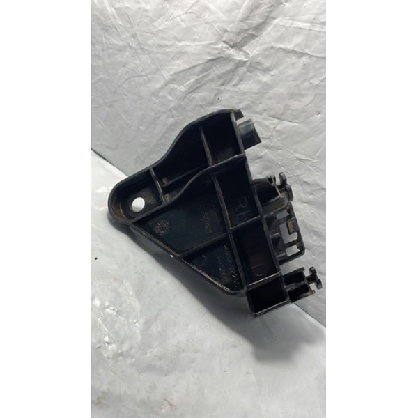 Suporte Direito Lanterna Parachoque Traseiro Corolla 15 Á 19