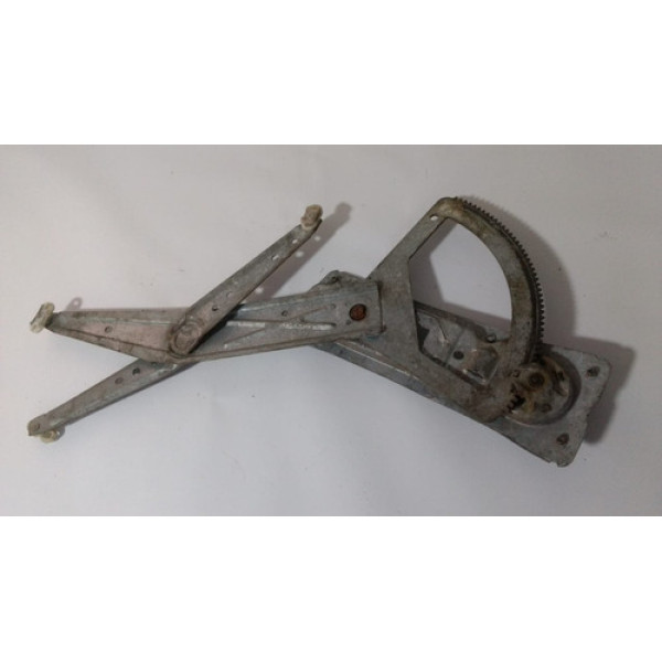 Maquina Vidro Manual Dianteira 4p Corsa Direita 94\\16 