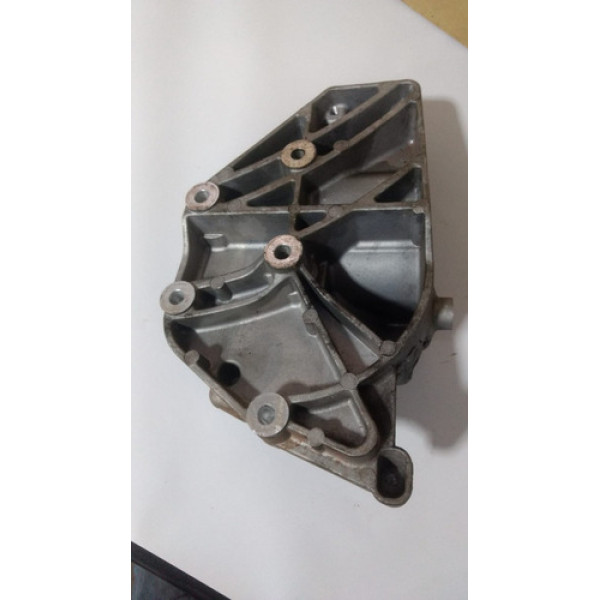 Suporte Compressor Ar Spin Onix Prisma Cobalt 24582632