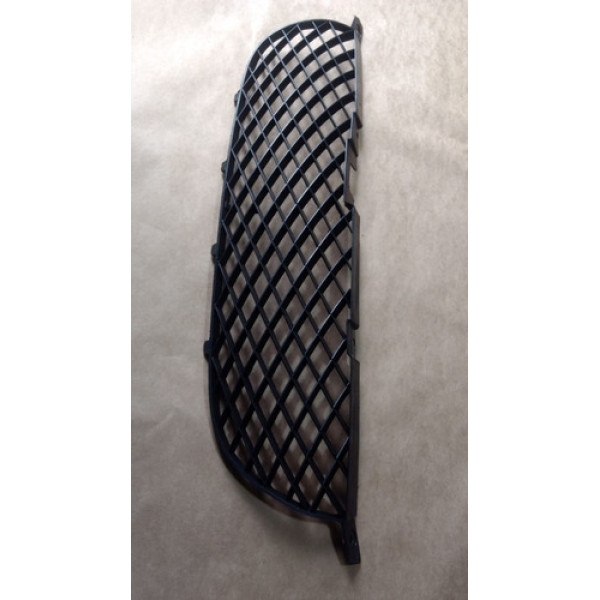 Grade Acabamento Radiador Parachoque Corsa Classic 5485073