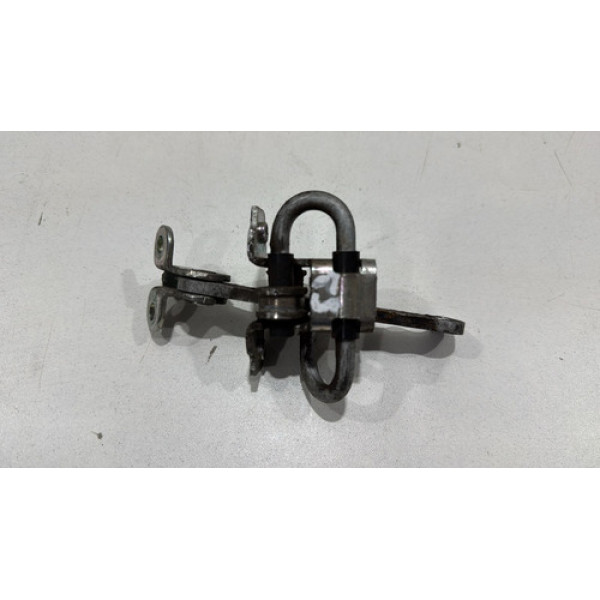 Limitador Traseiro Direito Fiat Idea 2011