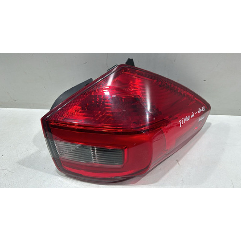 Lanterna Traseira Direita Chery Tiggo 2 2020 Original Lanterna Traseira Direita Chery Tiggo 2 2020 Original