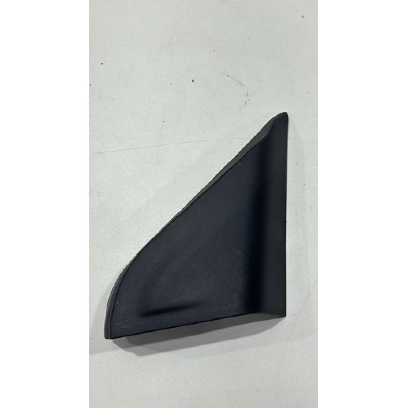 Acabamento Interno Retrovisor Direito Jeep Compass T270 2023 Acabamento Interno Retrovisor Direito Jeep Compass T270 2023