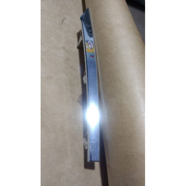 Friso Grade Superior  Direito Toyota Corolla 15/17 Original