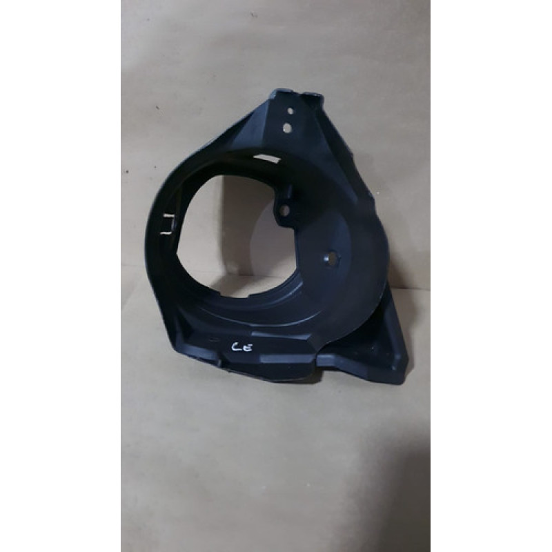 Suporte Farol Milha Esquerdo Toyota Hilux 812290k050 2009/11 Suporte Farol Milha Esquerdo Toyota Hilux 812290k050 2009/11