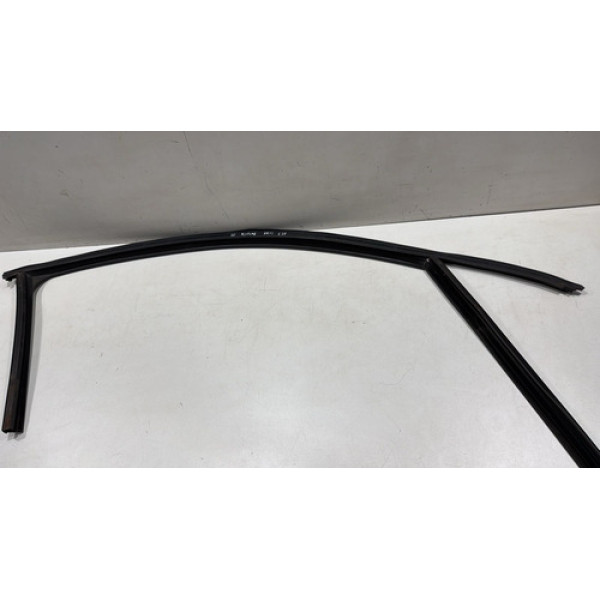 Guarnição Canaleta Vidro Porta Dianteira Direita Volvo C30