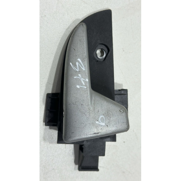 Maçaneta Interna Prata Lado Direito Celta 07/14 Prisma 07/11