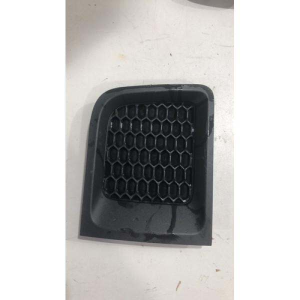 Moldura Grade Parachoque Direito Renegade 2015 A 2018