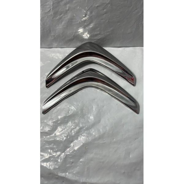 Emblema Tampa Traseira Citröen C3 Original 9671515680