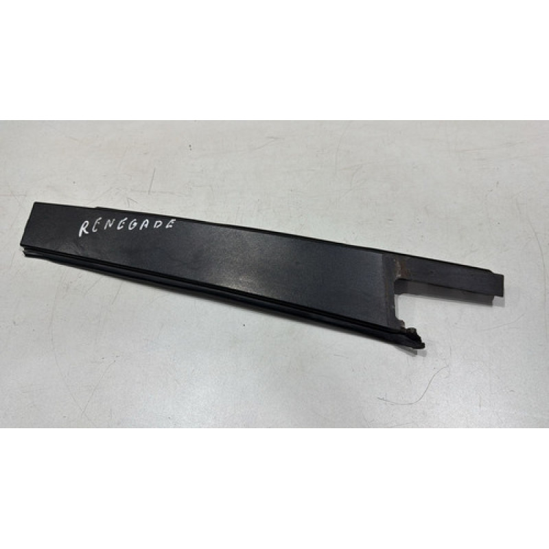 Moldura Coluna Porta Traseira Esquerda Renegade 2016 Á 20 Moldura Coluna Porta Traseira Esquerda Renegade 2016 Á 20