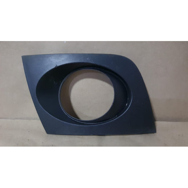 Moldura Farol De Milha Gm Agile Esquerda 2009 A 2013 