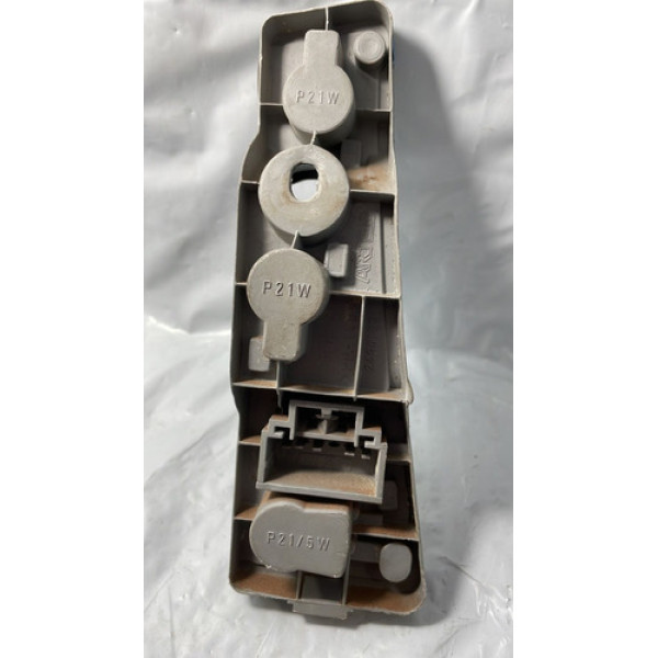 Circuito Soquete Lanterna Direita Fiat Palio 2001 Á 2005