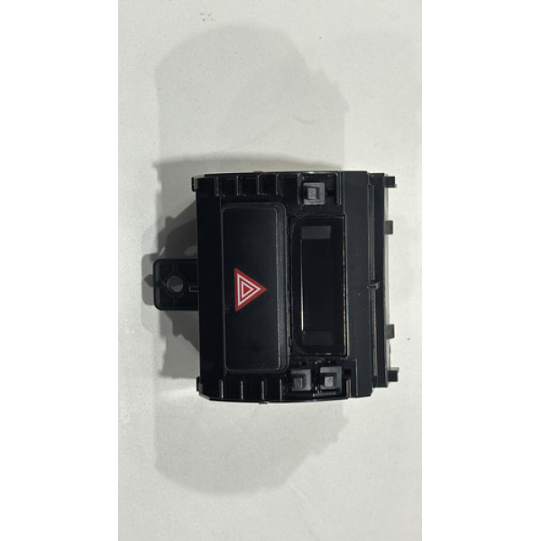 Botão Pisca Alerta Relógio Digital Toyota Hilux 2017 Á 2021