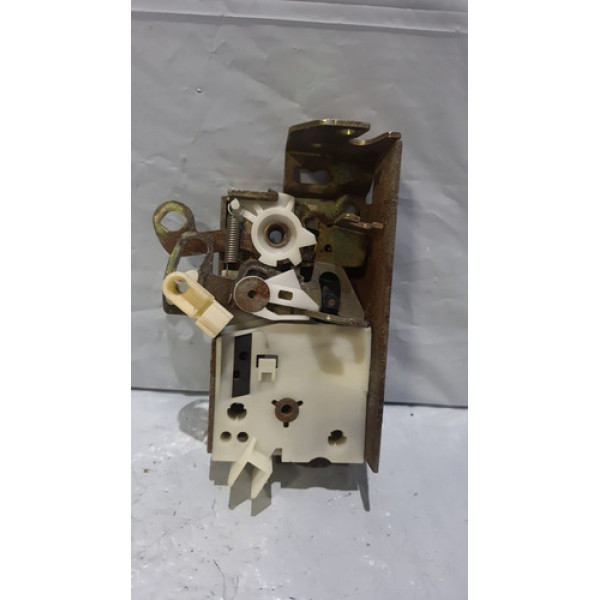 Fechadura Porta Dianteira Direito Ka Fiesta Courier 1997/01