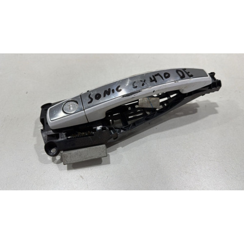 Maçaneta Externa Dianteira Esquerda Sonic Ltz Usado Original Maçaneta Externa Dianteira Esquerda Sonic Ltz Usado Original
