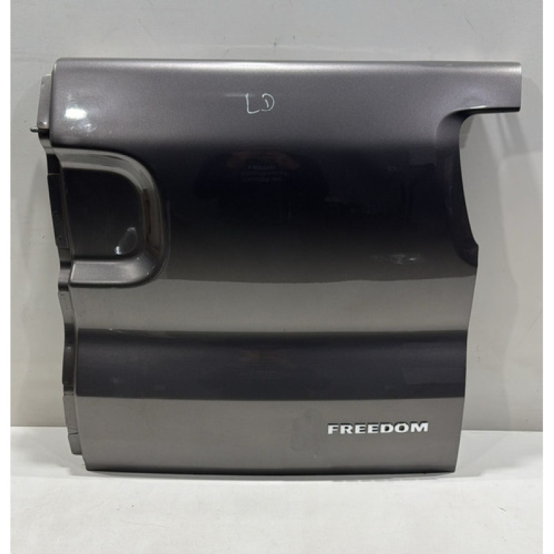 Tampa Traseira Lado Direita Original Fiat Toro 2017 Á 2021 Tampa Traseira Lado Direita Original Fiat Toro 2017 Á 2021