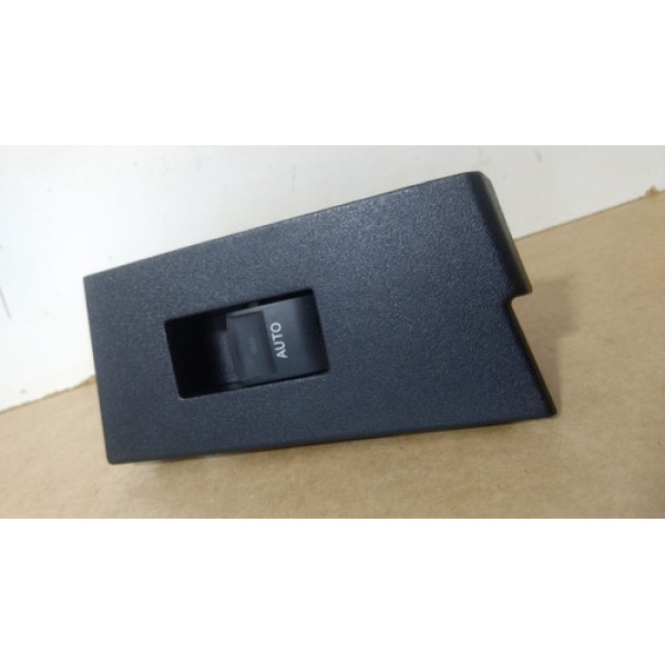 Botão Vidro Traseiro Direito Toyota Corolla 15/19 7427102750