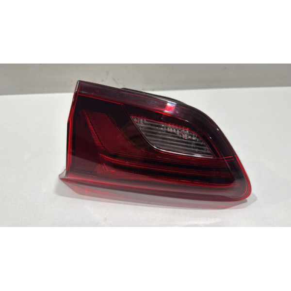 Lanterna Tampa Traseira Direita Gm Onix Sedan Plus 2020 2023