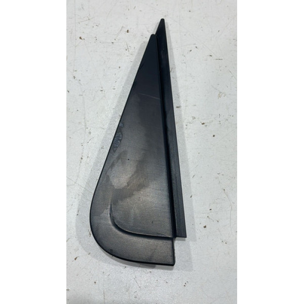 Moldura Externa Porta Traseira Direita Duster 2011 Á 2019