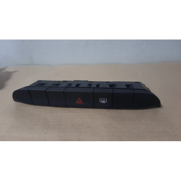 Botão Do Pisca Alerta E Desembaçador Fiat Mobi