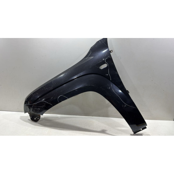 Paralama Esquerdo Amarok 2010 A 2018 Detalhe