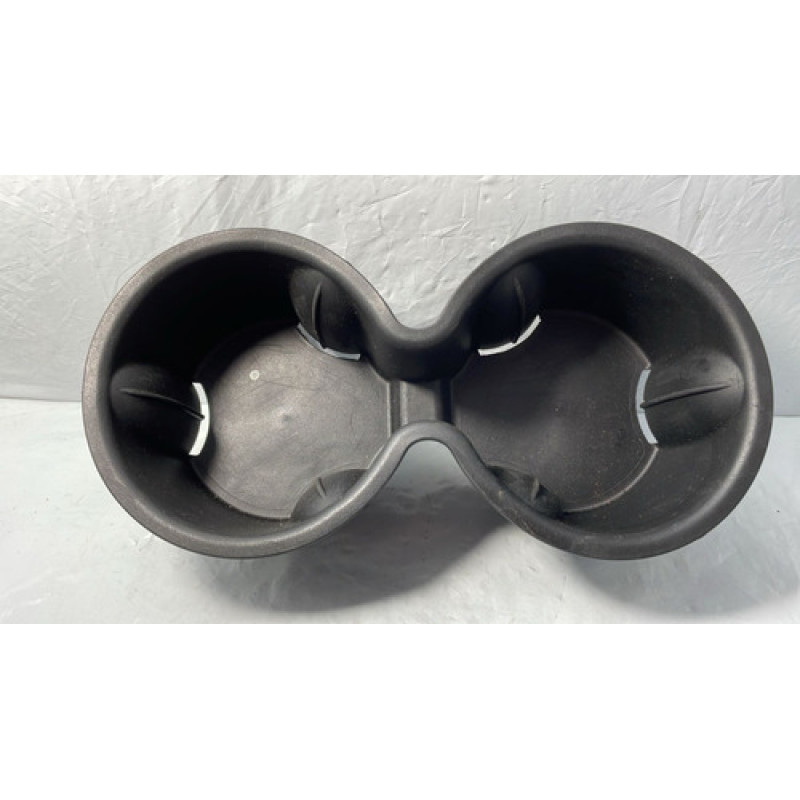 Borracha Interna Porta Copos Banco Traseiro Sedan Cruze 2017 Borracha Interna Porta Copos Banco Traseiro Sedan Cruze 2017